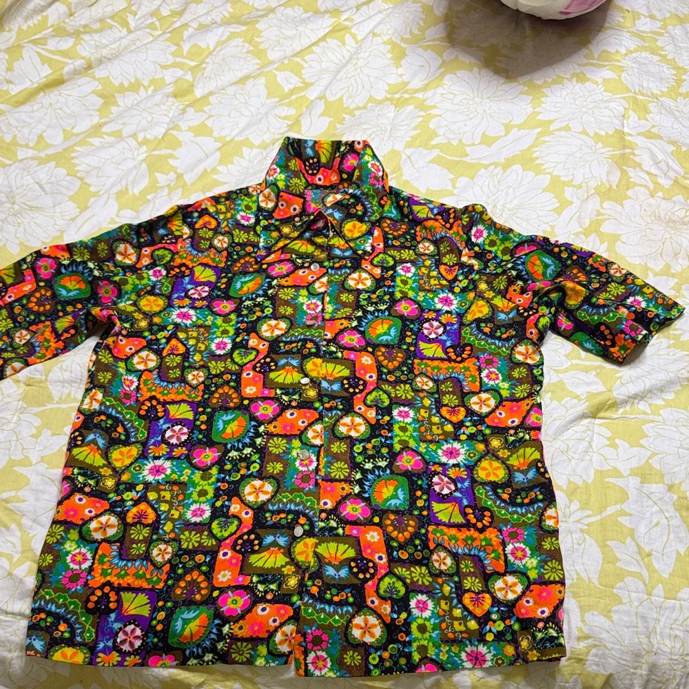 Vintage 70s psychedelic handmade shirt from Alexander Henry printed fabric OOAK
